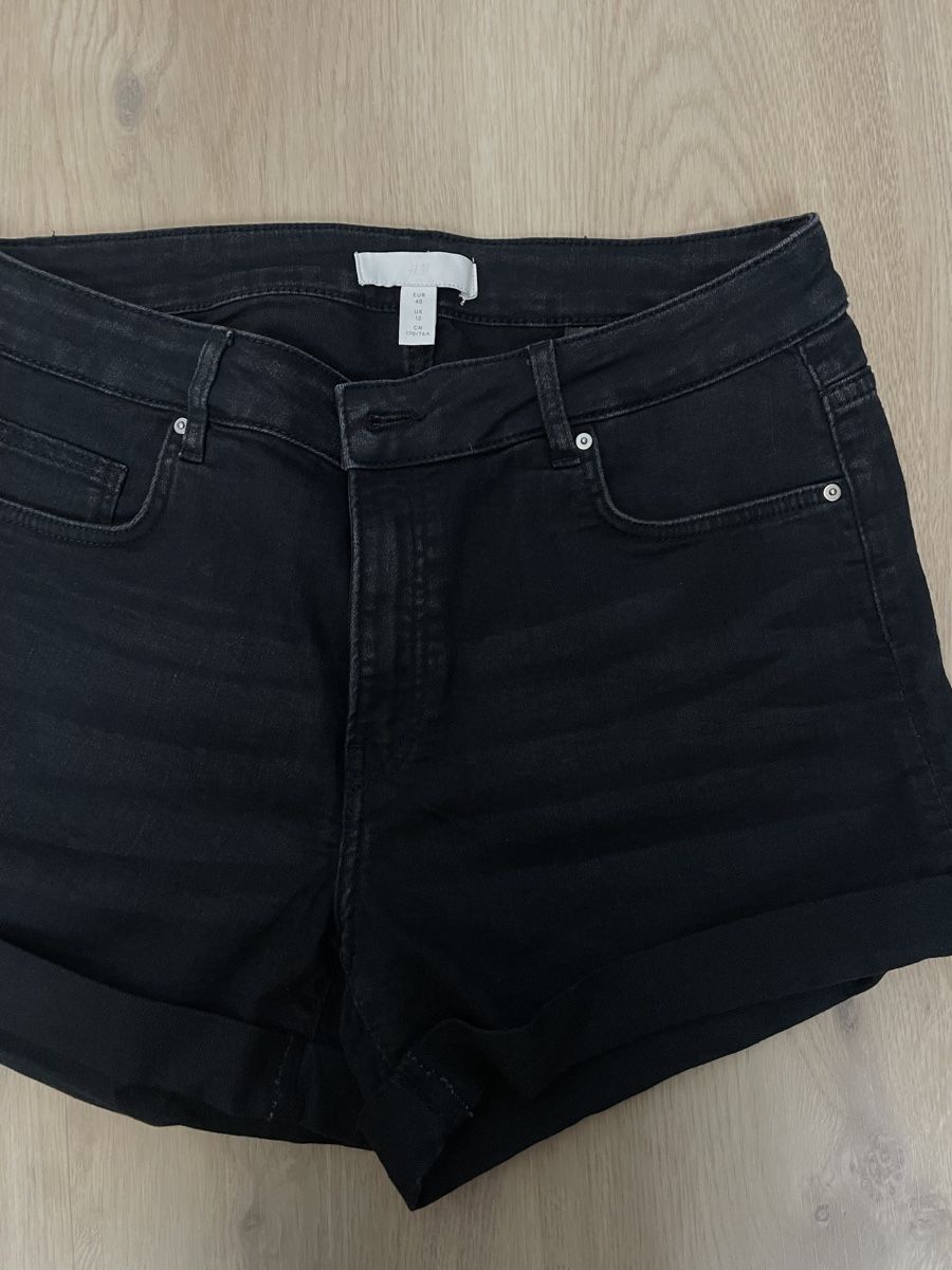 H&M Jeans: Jeans Shorts – Nuovo (secondo la descrizione) da Birmensdorf ZH venduto da Samantha_07