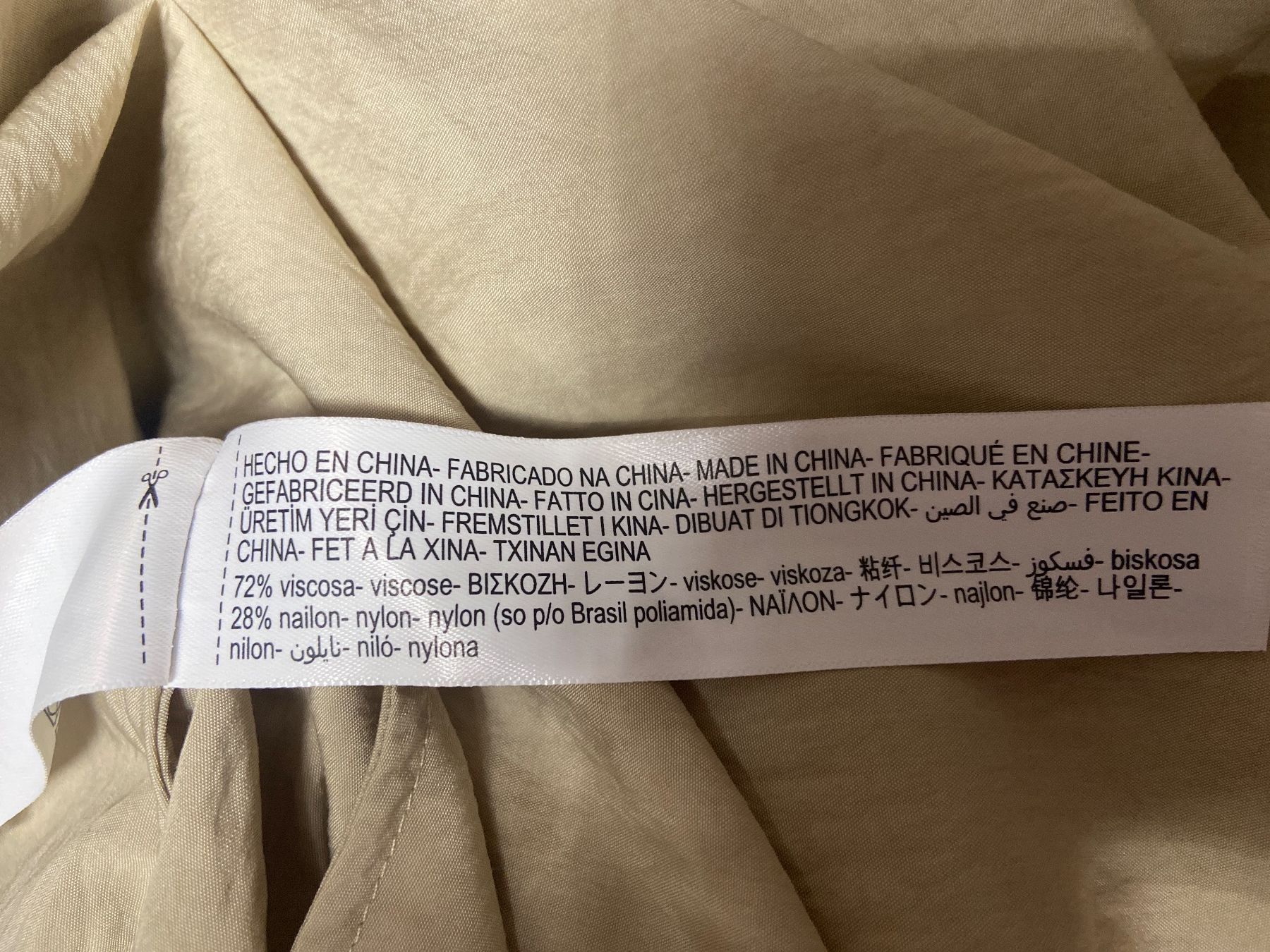 Massimo Dutti Kleider: Massimo Dutti Kleid NEU – Neu (gemäss Beschreibung) aus Basel von vla_6zt2 5
