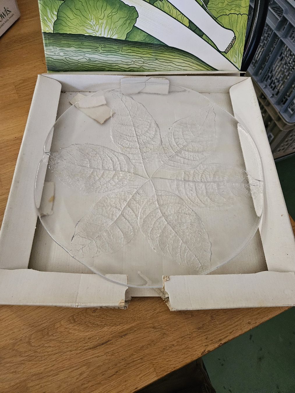 Kosta Boda Plateaux: Kosta Boda Servierteller 33cm – D'occasion à Pratteln par Cartonsducoeur_bl 1