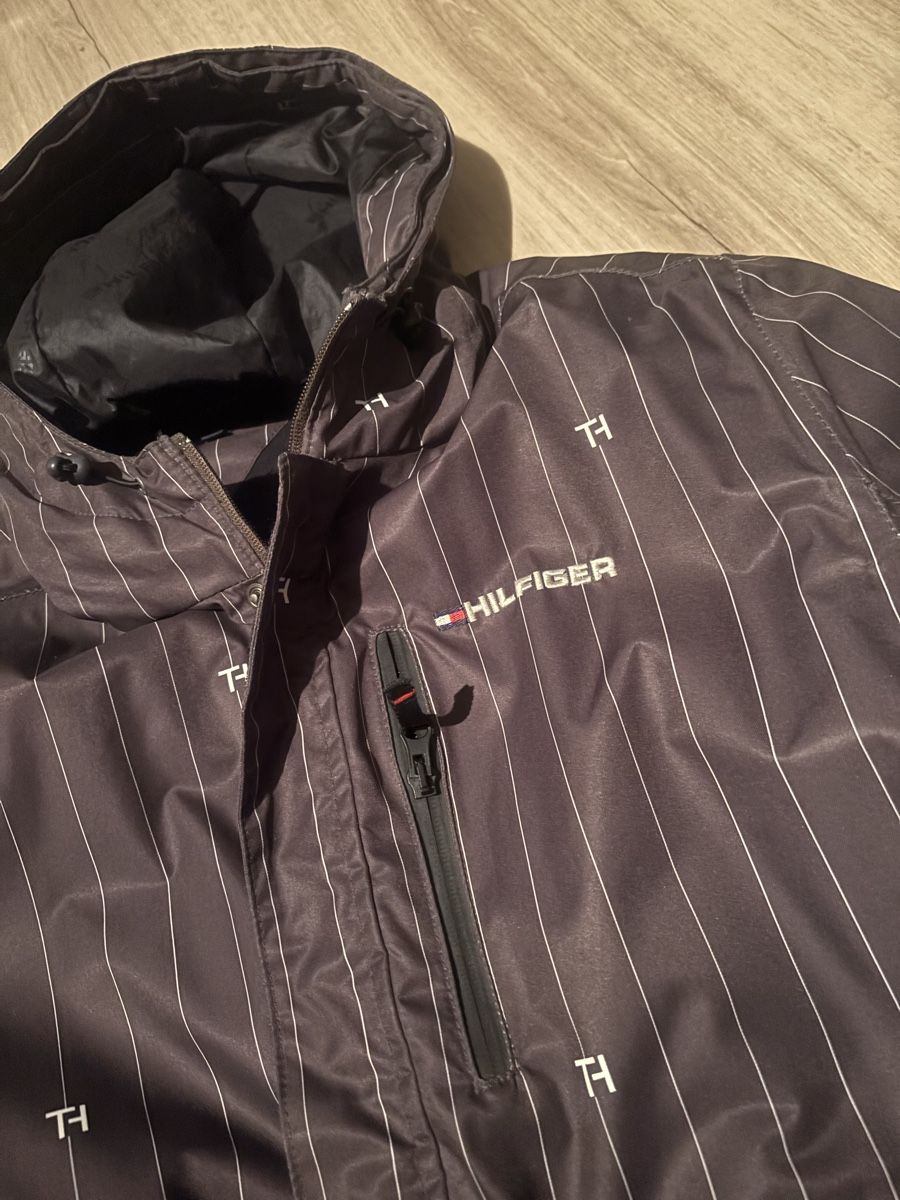 Tommy Hilfiger Giacche: Tommy Hilfiger Winterjacke, original – Usato da Walterswil SO venduto da simone111 2