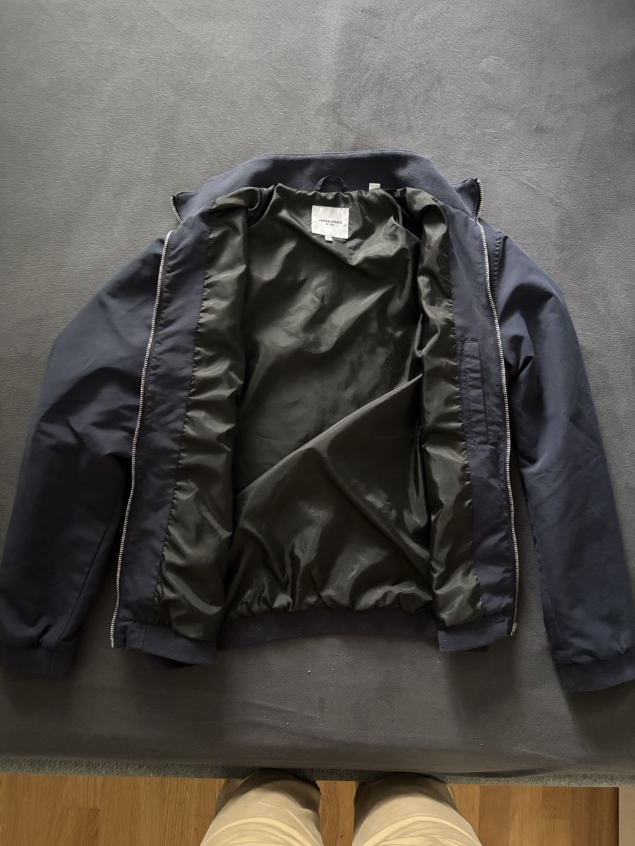 Jack & Jones Jacken: Herren Jacke dunkelblau Grösse M – Gebraucht aus St. Gallen von luk_9lqc 1