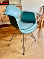 EAMES side chair und EAMES arm chair (6x)