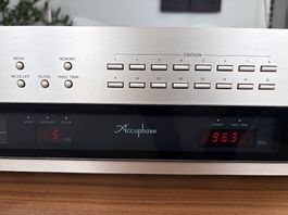 Accuphase T-1000 High-End FM Tuner