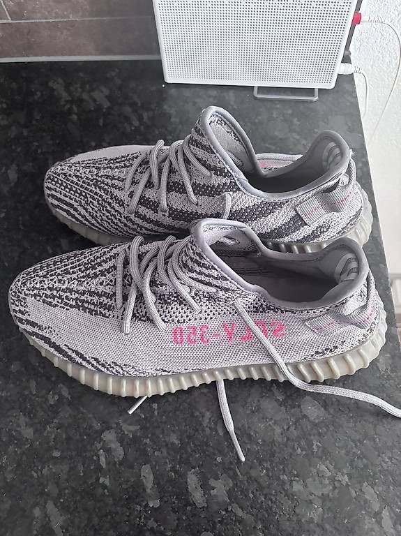 Damenschuhe: Sneakers – Gebraucht aus Basel von dav_5qdt