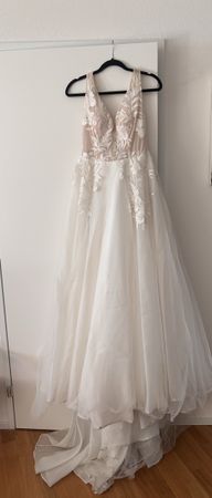 Brautkleid, Gr 38-42 ( 169cm/67kg auf dem Foto)