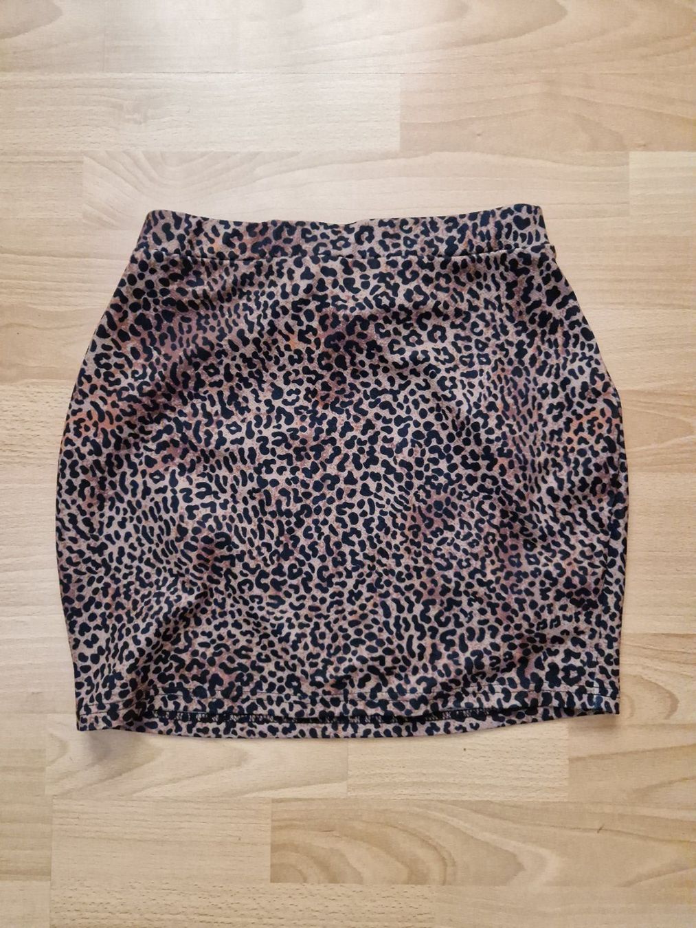 Shein Gonne: Minirock Leopardenmuster Gr. S – Nuovo (secondo la descrizione) da Neuhausen am Rheinfall venduto da Alchimista