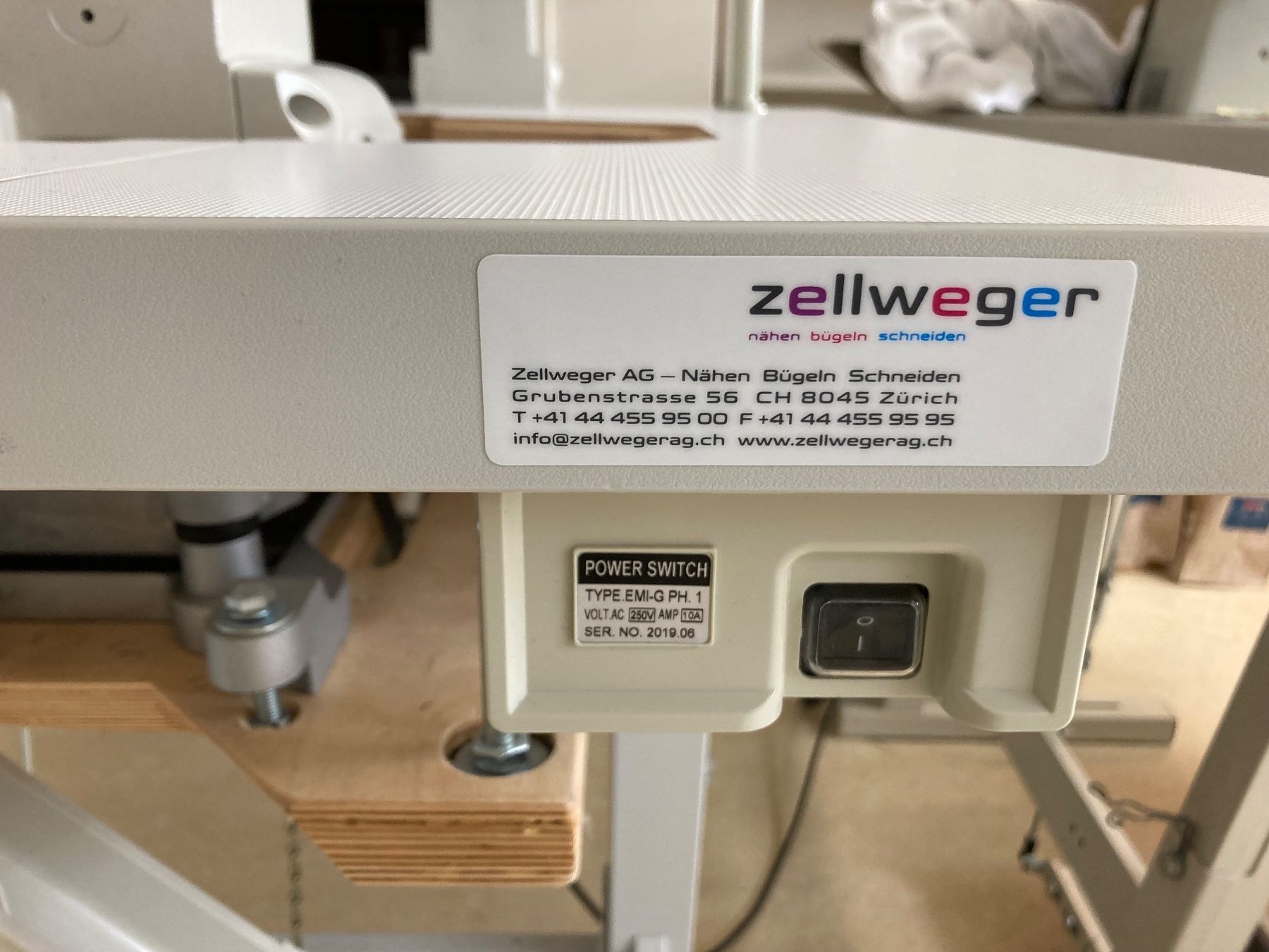 Nähmaschinen: Overlock Nähmaschine, Pegasus M 952-52 – Gebraucht aus Rapperswil von peter081 2