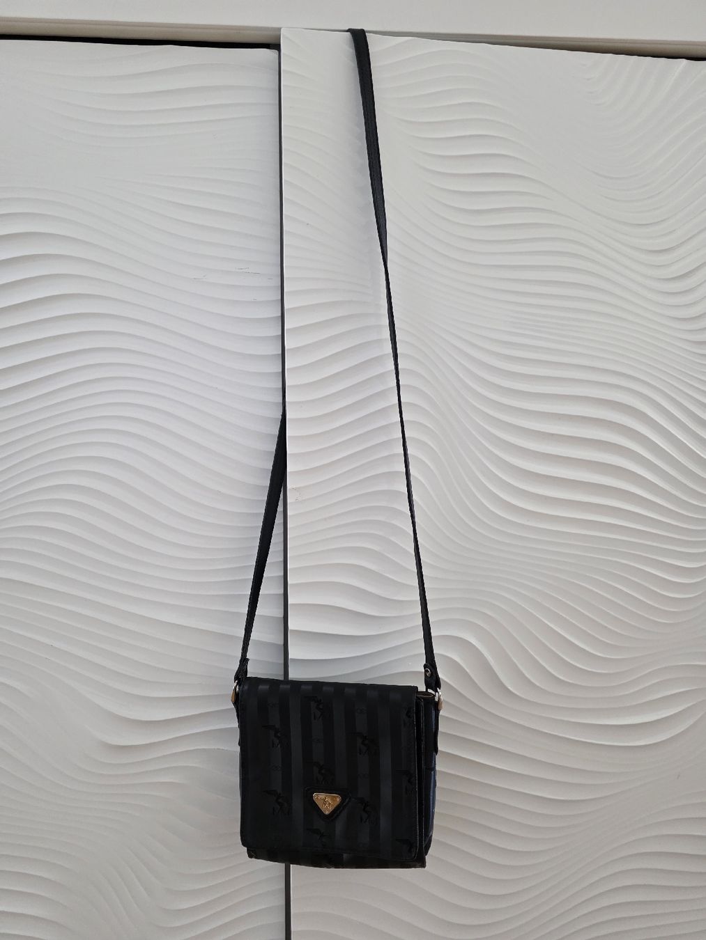 Maison Mollerus Borse da donna: Tasche Maison Mollerus Suisse schwarz mit Logo – Usato da Laufenburg venduto da may_r2st 6