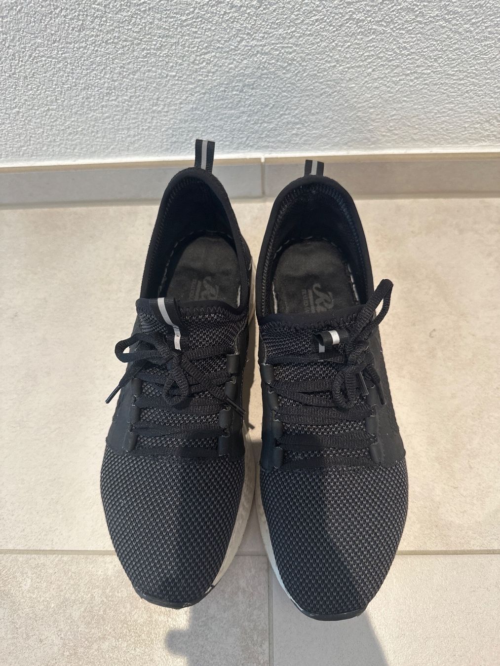 Rieker Scarpe da donna: Rieker Damen Sneaker schwarz – Usato da Zug venduto da Hehe 5