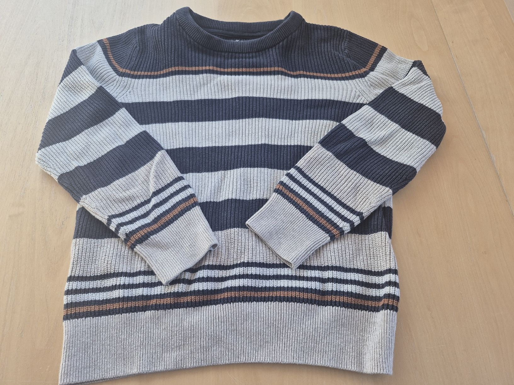 C&A Pulls et sweat-shirts: Pullover, Gr. 128, topp Zustand  – D'occasion à Ellikon an der Thur par nicibaur