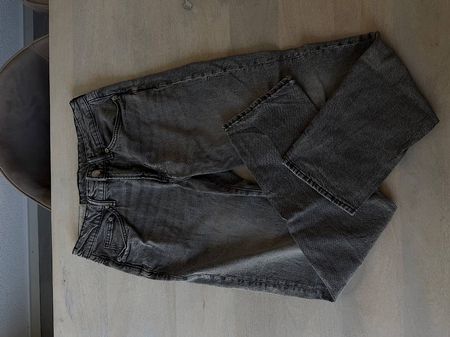 Jean gris H&M  taille 30/32  coupe regular