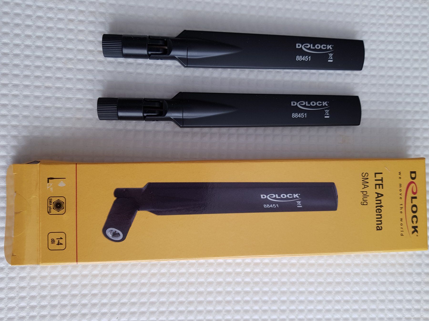 WiFi: 2 antennes  GSM / UMTS / LTE – Nuovo e nell'imballaggio originale da Biel/Bienne venduto da hug94