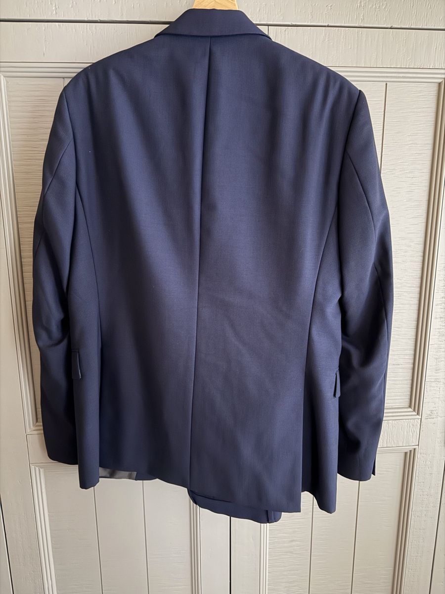 Joop Costumes: Anzug JOOP! dunkelblau Groesse 48 – D'occasion à Basel par fer_q7lr 2