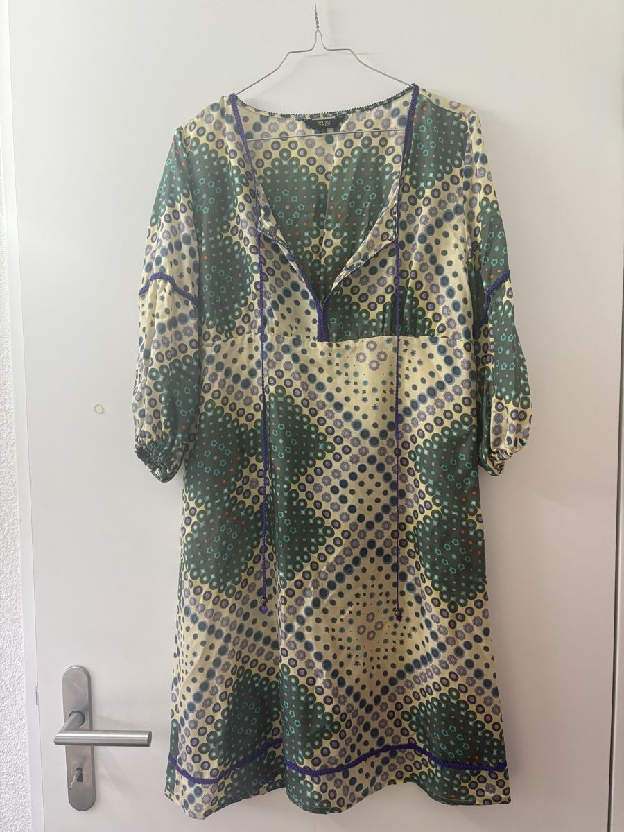 Vestiti: Kleid aus Seide – Usato da Oftringen venduto da violetta9