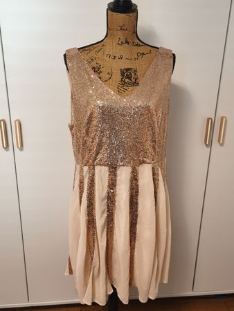 Kleid Xuan Ying mit Pailletten in Roségold Grösse 2XL