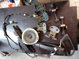 Subaru Forester 2002/06-2005/2.0 Diverse Teile von der Türe