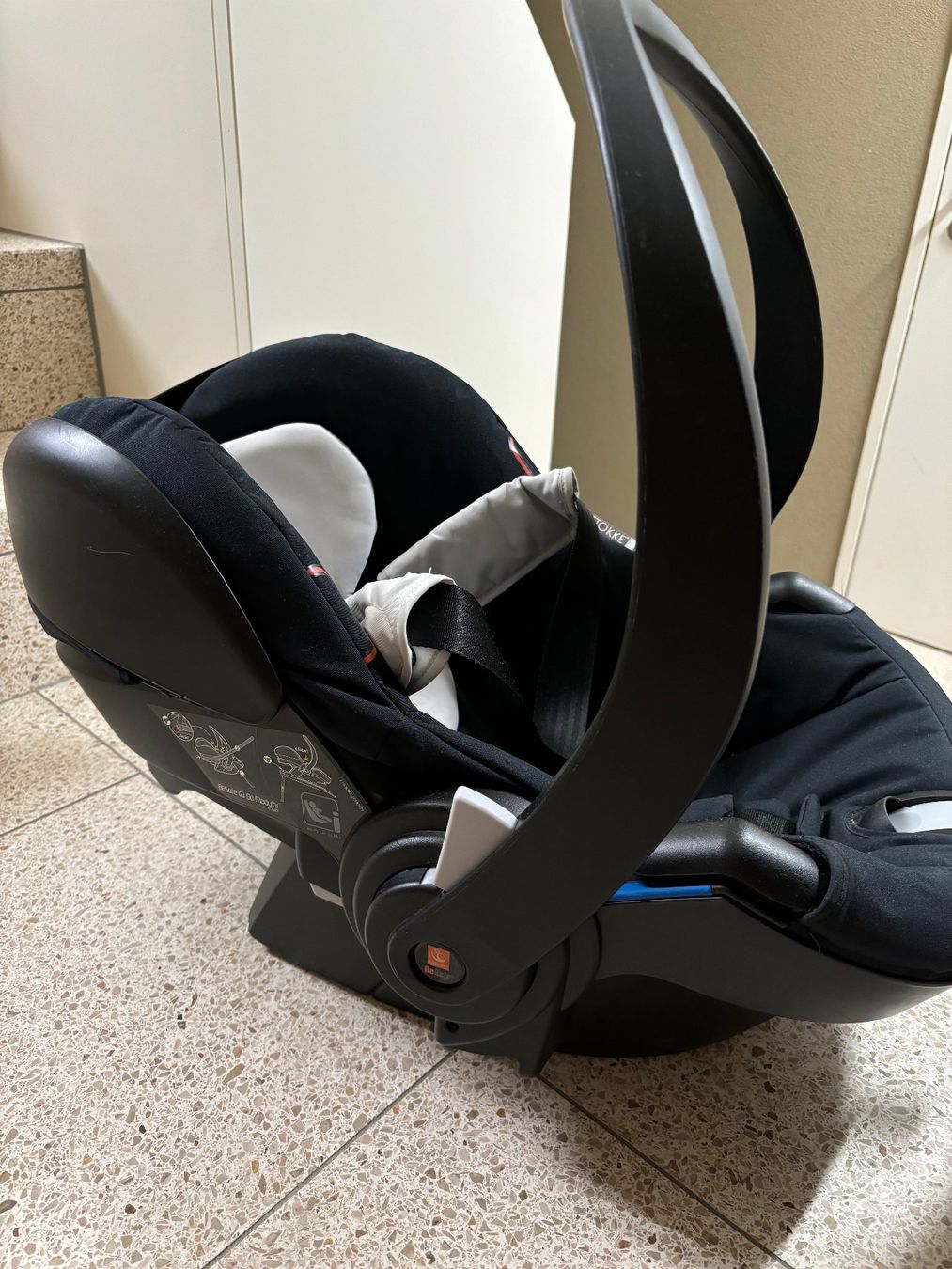 Stokke Seggiolini per auto: Stokke Autositz iZi Go Modular X1 BeSafe Black – Usato da Rüschlikon venduto da siyado 2
