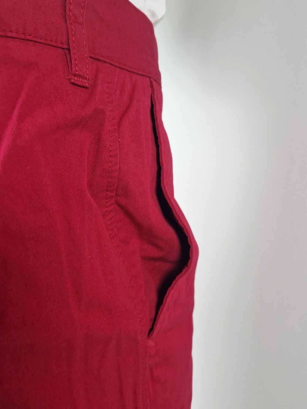 Lacoste Pantaloni: Rote Hose von Lacoste Gr.52 – Nuovo (secondo la descrizione) da Basel venduto da Restwert_Basel 3
