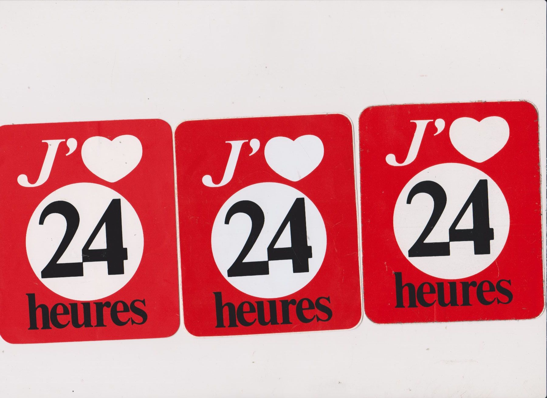 Sticker: 3 Stickers "J'aime 24 heures"  journal Vaud – Usato da Bex venduto da Canouille