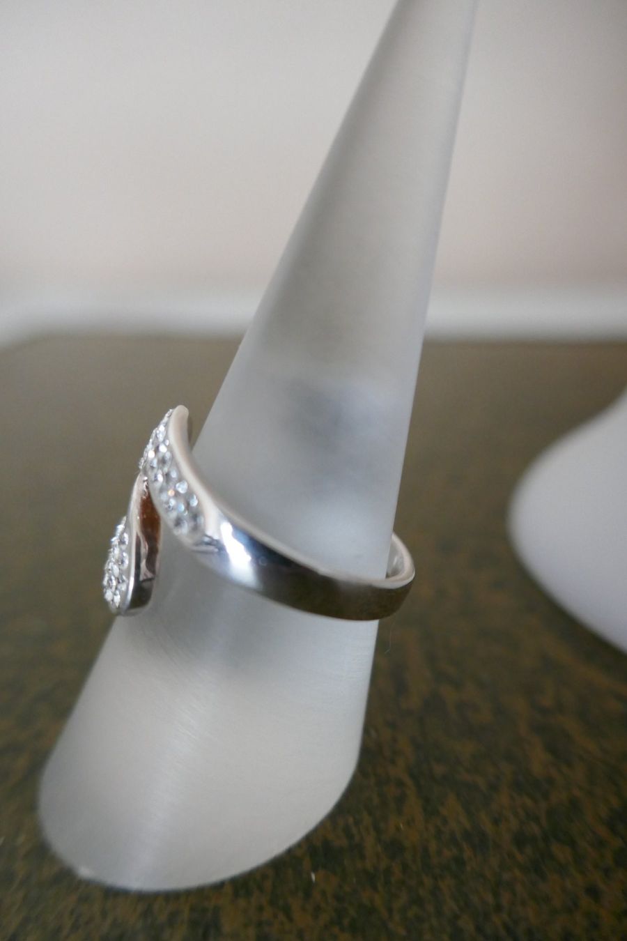 Ringe: Silberring mit Svarovski-Steinen – Gebraucht aus Muttenz von einfach-schoen 2