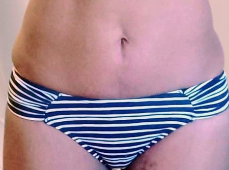 Günstig Porto! NEU XS Bas de bikini rayé blanc et bleu marin