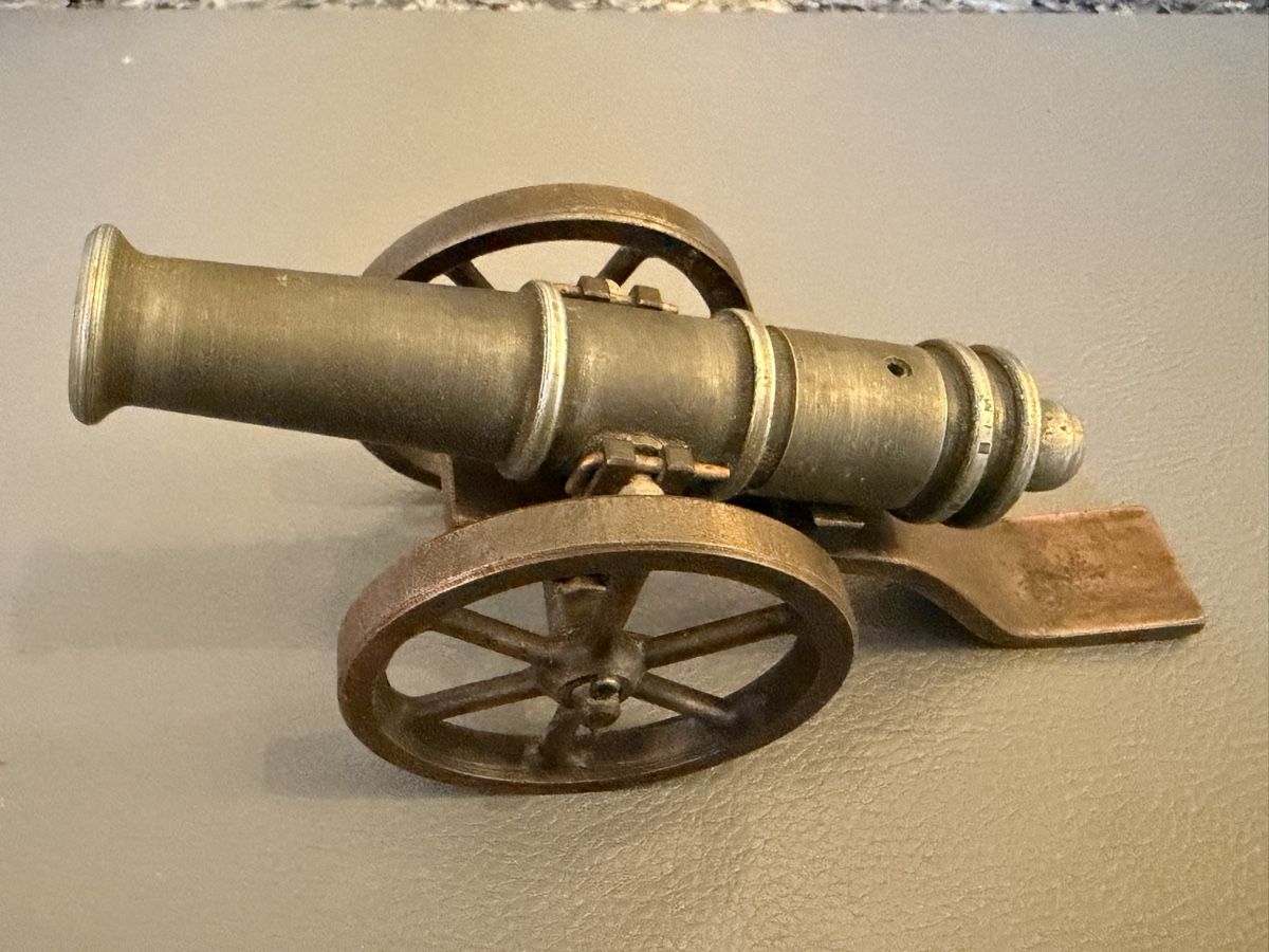 Tutte le decorazioni: Antike Vintage Kanone Deko – Usato da Deitingen venduto da Himhip