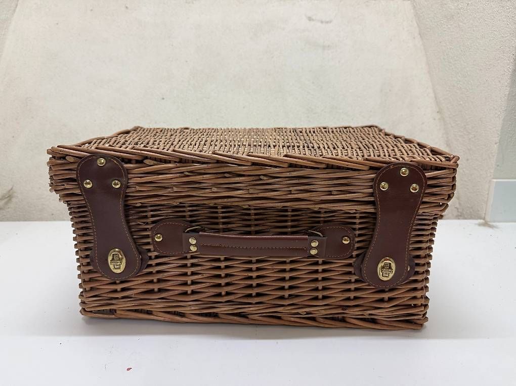 Altro per la casa: Picknickkorb ungebraucht – Usato da Basel venduto da Smarten 1