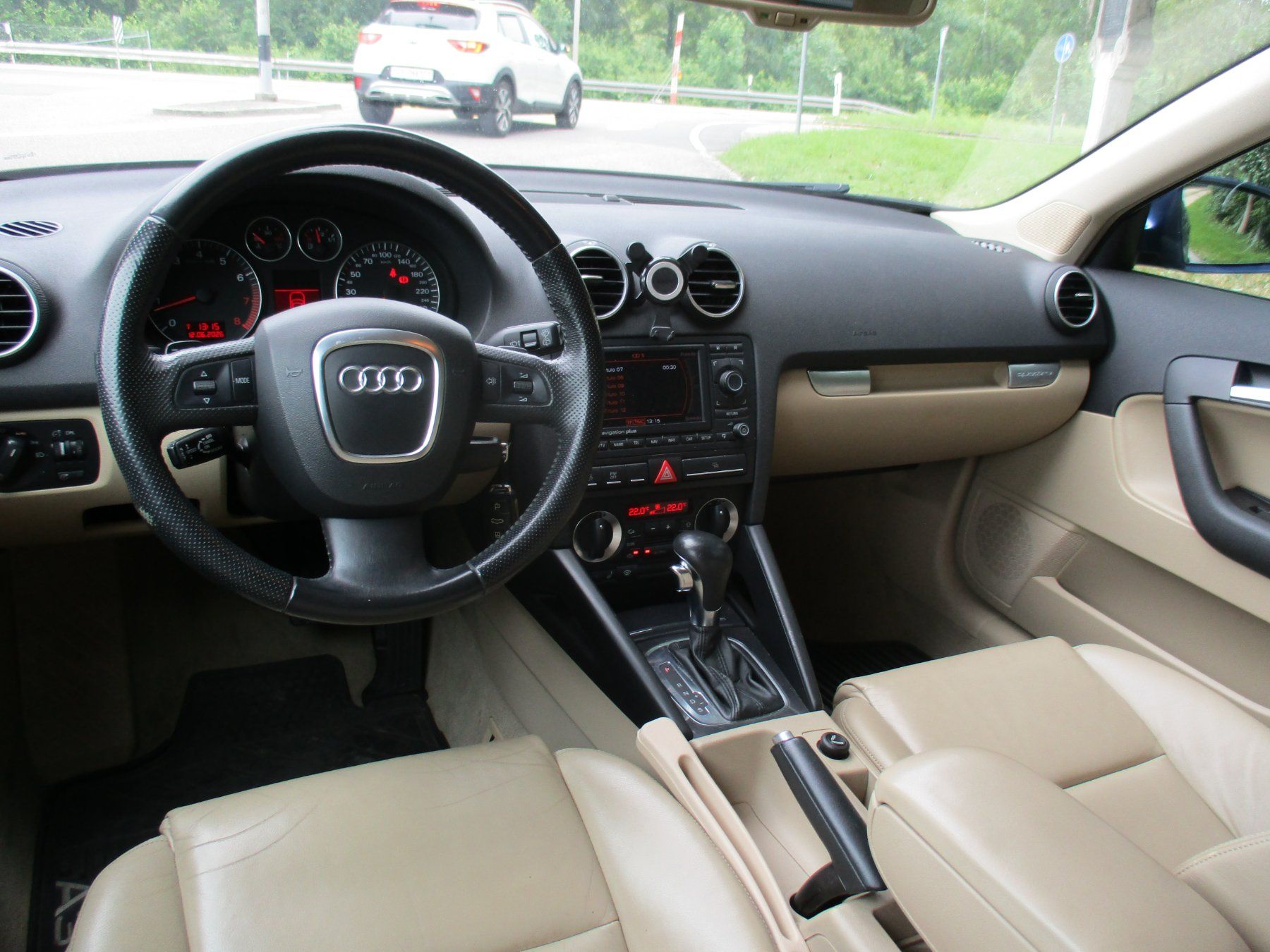 Audi Automobili: Audi A3 3.2 quattro 9.2025 MFK – Usato da Riedholz venduto da Riedholz-Garage 8