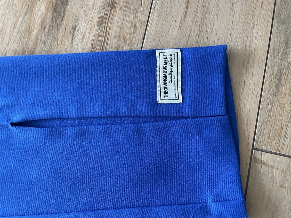Camicette: Ensemble The Giving Movement S – Usato da Geneve venduto da orange1957 4
