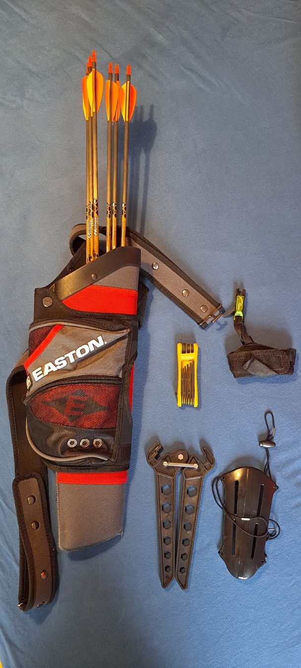 Bogenschiessen: Compoundbogen Bow Tech Invasion CPX black inkl. Zubehör – Gebraucht aus Dietikon von Voegi 3