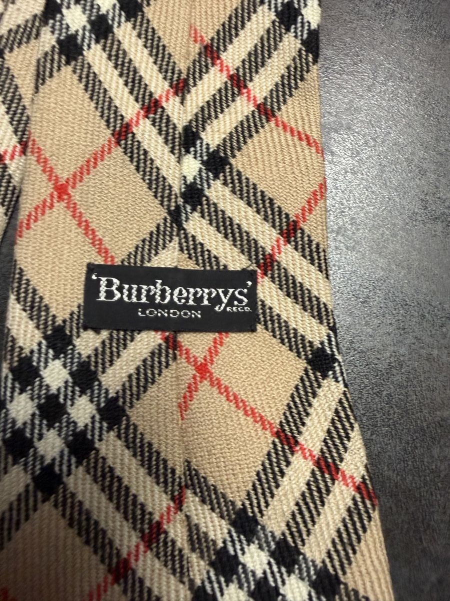 Burberry Cravatte: Vintage Burberrys Krawatte – Usato da Wettingen venduto da NickInc 2