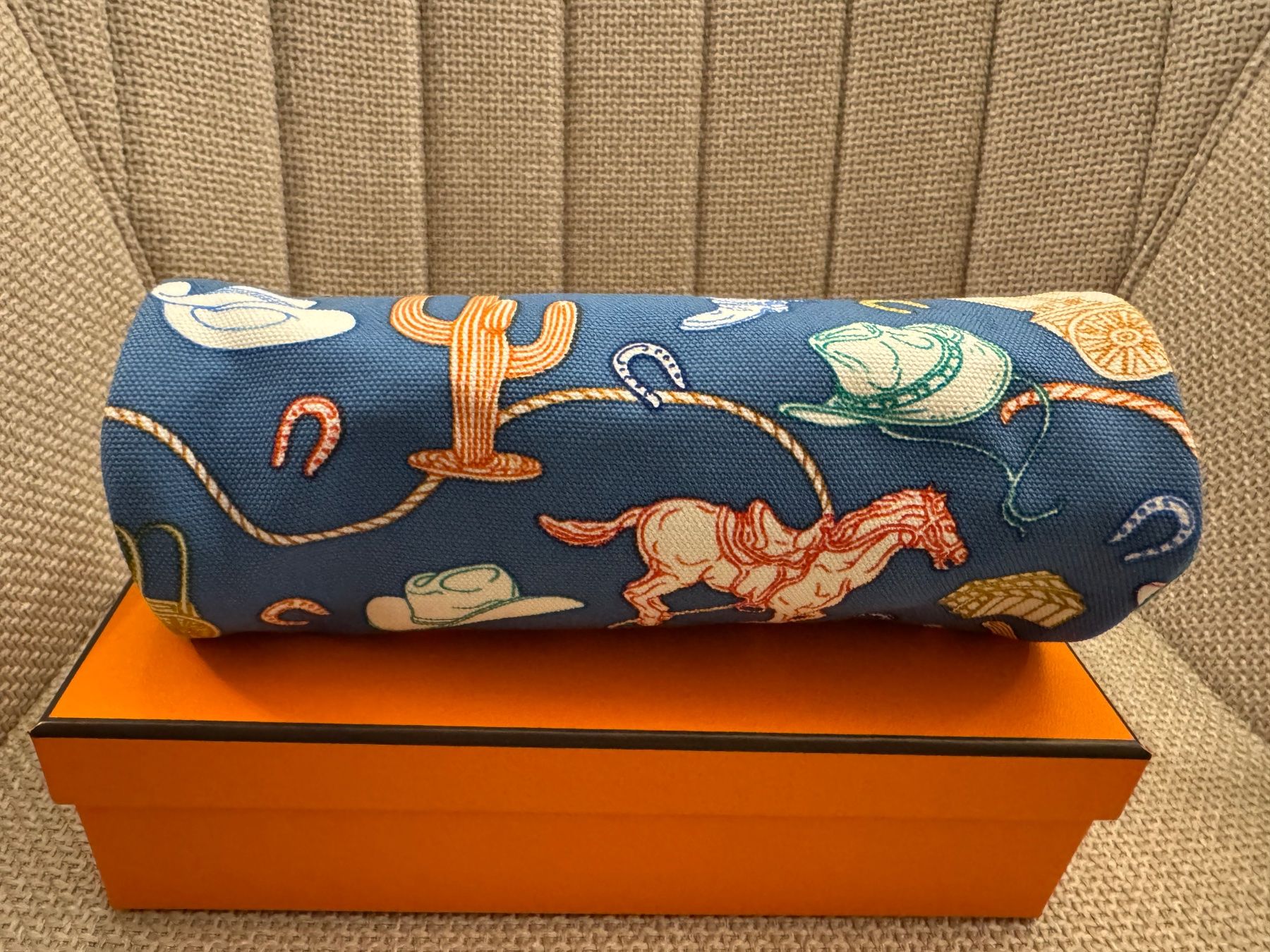 Hermès Borse: Pochette / Étui à crayons Hermès bleu cobalt – Nuovo e nell'imballaggio originale da Bramois venduto da rig_8pq7 1