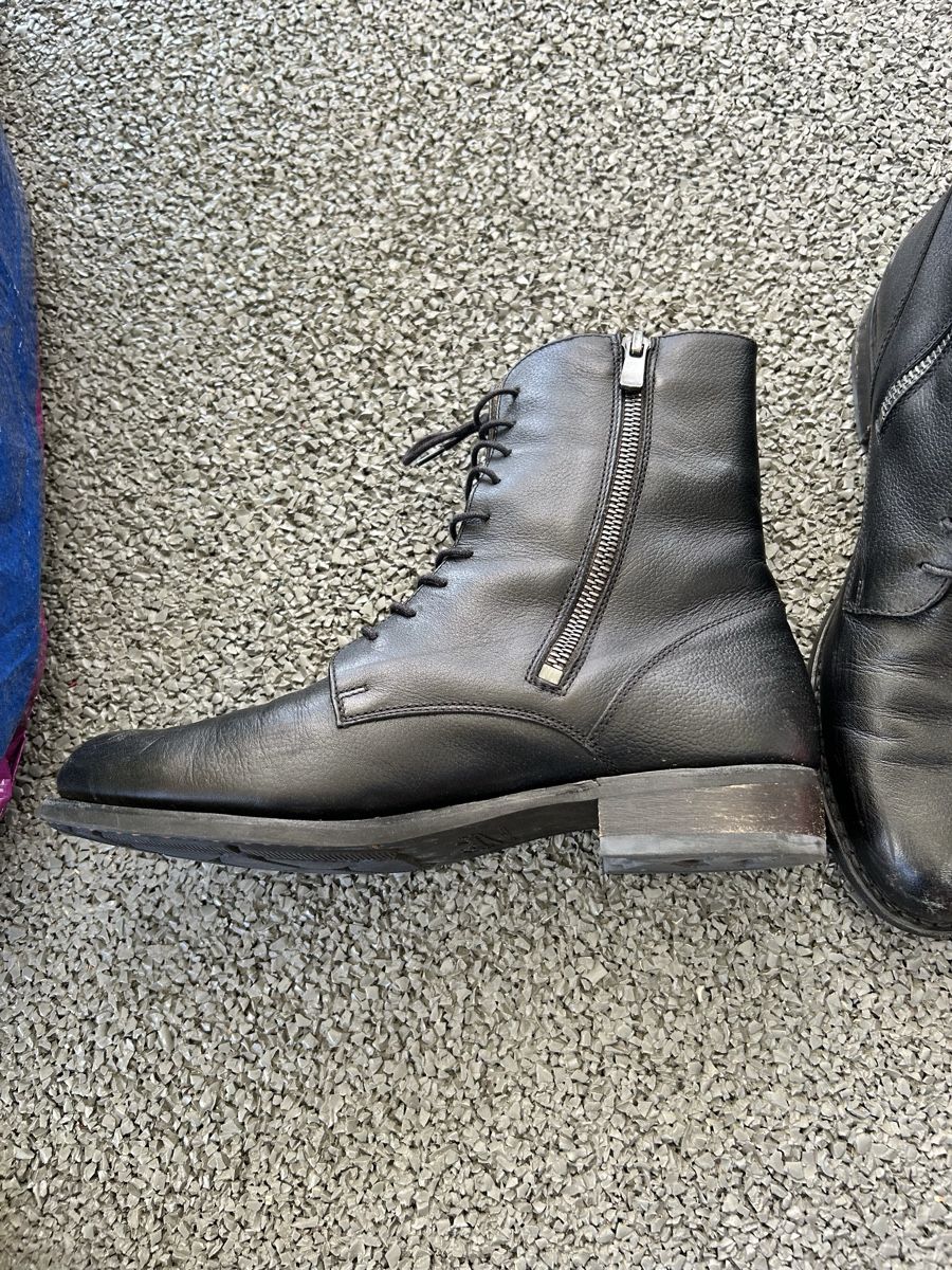 Paraboot Scarpe da donna: Bottines Paraboot cuir noir lacées fermeture éclair – Usato da Lully VD venduto da Garance040 4