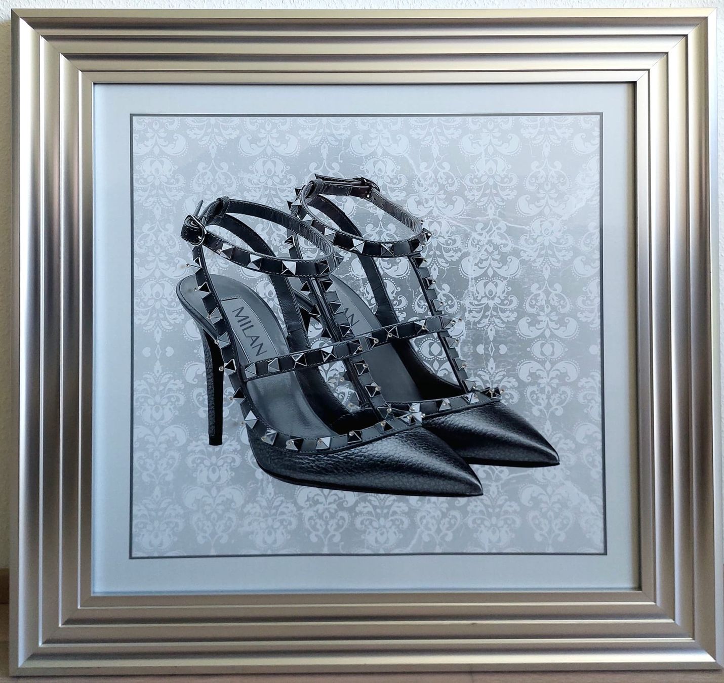 Dipinti: Tableau - Milan Shoe Framed Wall Art – Usato da Onex venduto da BabyBab