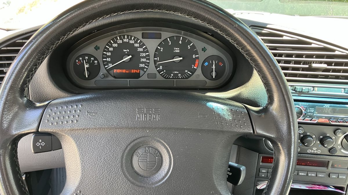 BMW Automobili: BMW E36 325iA Coupe – Usato da Künten venduto da EnsyBo 3