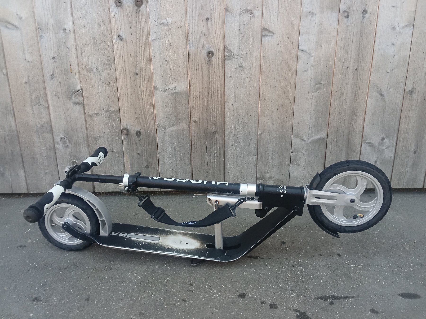 Hudora Kickboard: Hudora Trottinet mit Luftreifen – Usato da Lützelflüh venduto da fortuna87 4