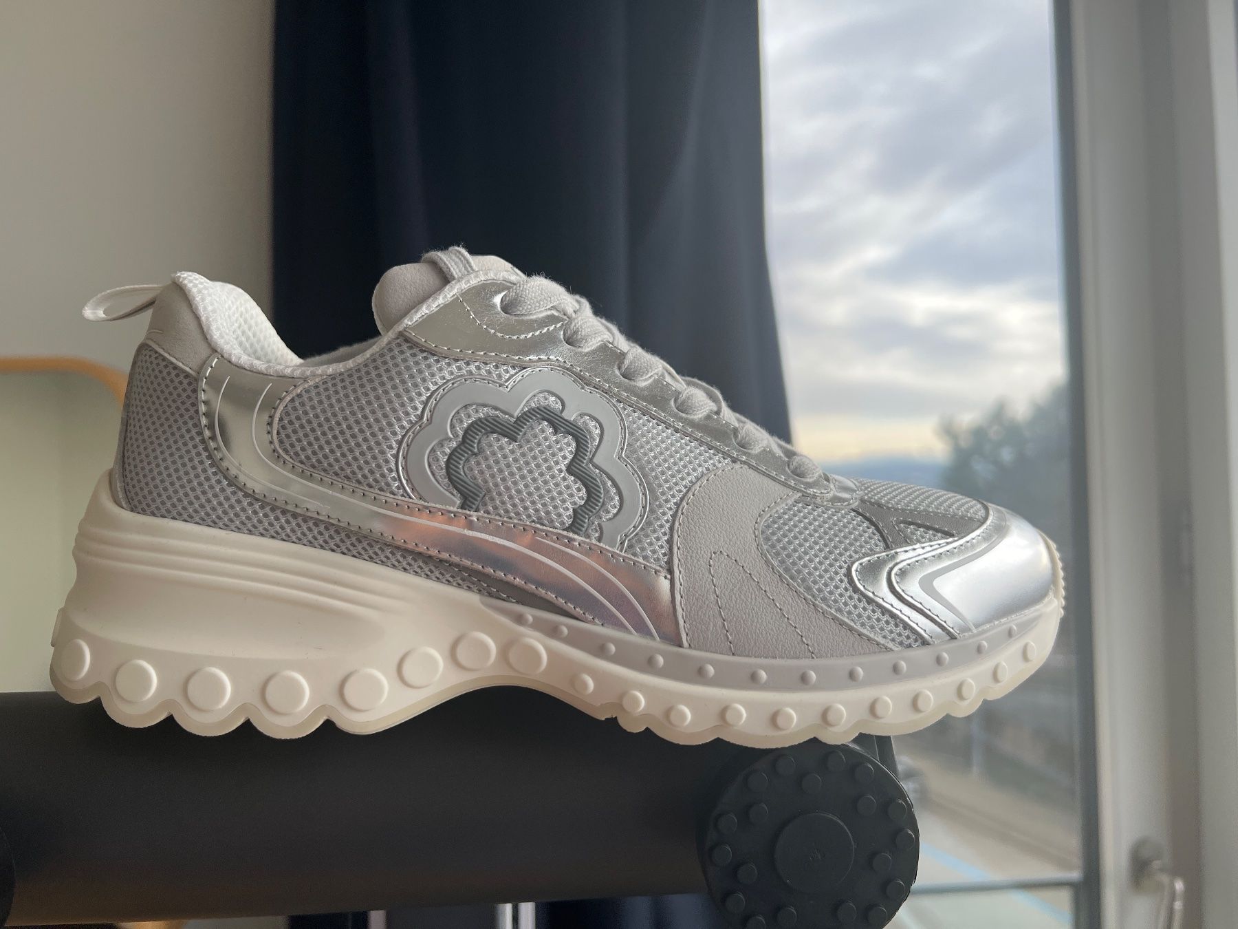 Maje Scarpe da donna: NEU: Maje Sneakers Grösse 38 – Nuovo (secondo la descrizione) da Zürich venduto da Lala_11 1