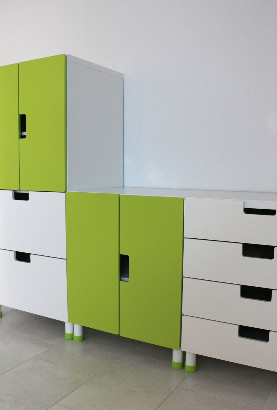 Ikea Commodes: Kindermöbel Ikea weiss/grün – D'occasion à Tagelswangen par toeggeler12 1