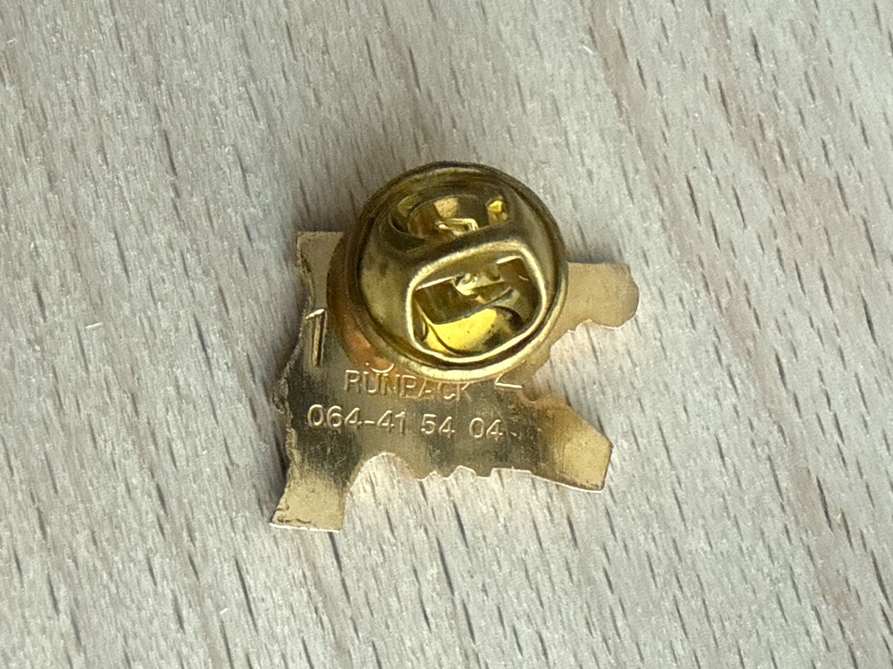 Plaquettes & Badges: Pin Aargauischer Hauseigentümerverband – D'occasion à Glattbrugg par Schweigmatt 1