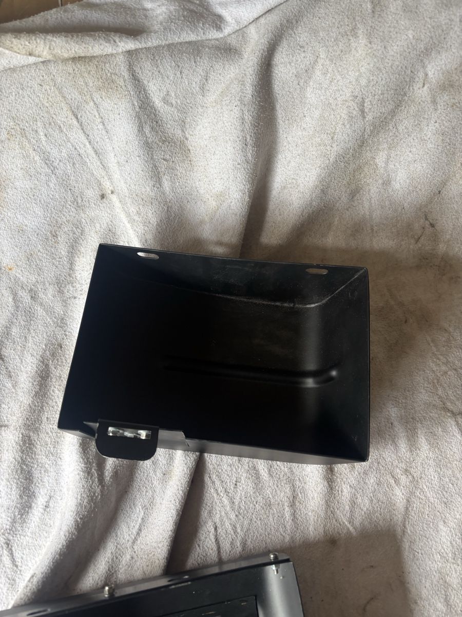 Harley-Davidson Tutti i ricambio per moto: Harley Davidson Batterie und Zündungs Deckel Dyna – Usato da Schötz venduto da Harley35 2
