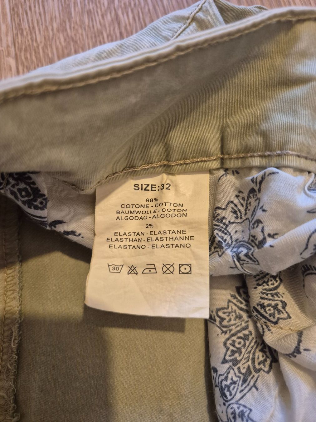 Hosen: Coole Shorts (Grösse 32) – Gebraucht aus Gams von tischi97 2