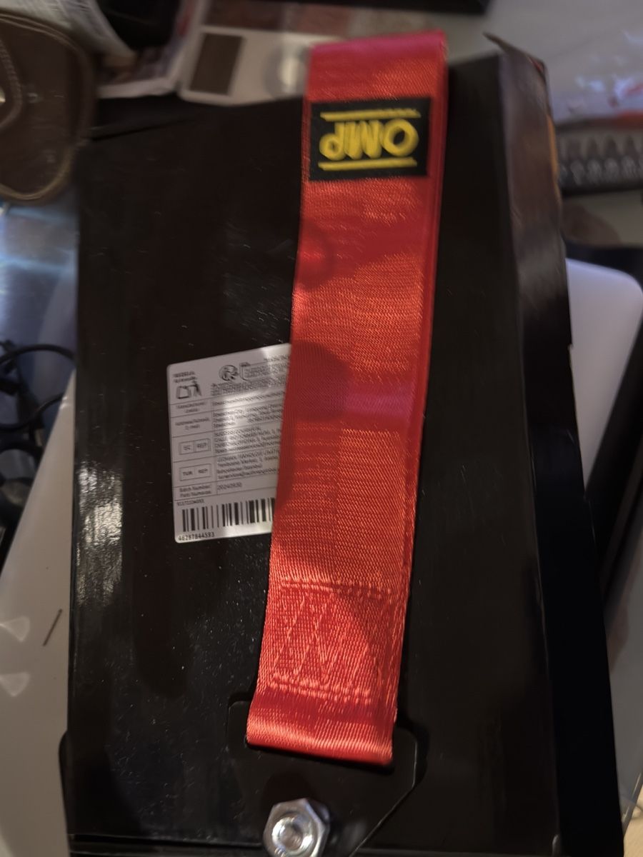 Accessori per altri veicoli: Sangle de remorquage OMP rouge - Neuf, jamais utilisé – Usato da Villars-sur-Glâne venduto da Mitodc2