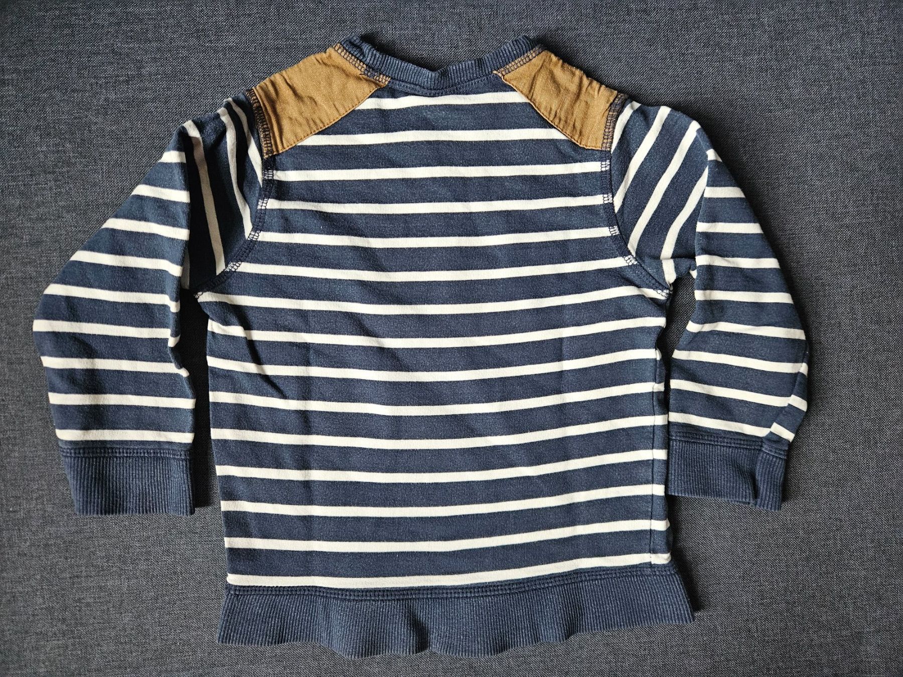 Pulls et sweat-shirts: Pullover Gr. 98 – D'occasion à Worb par jun_fj8w 1