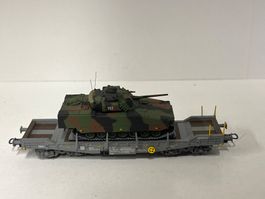 Liliput  Panzertransportwagen Smmps mit Panzer H0 SBB DC