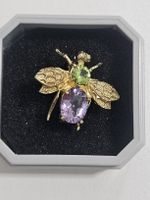 Goldene Vintage Brosche in Bienenform mit Edelsteinen!