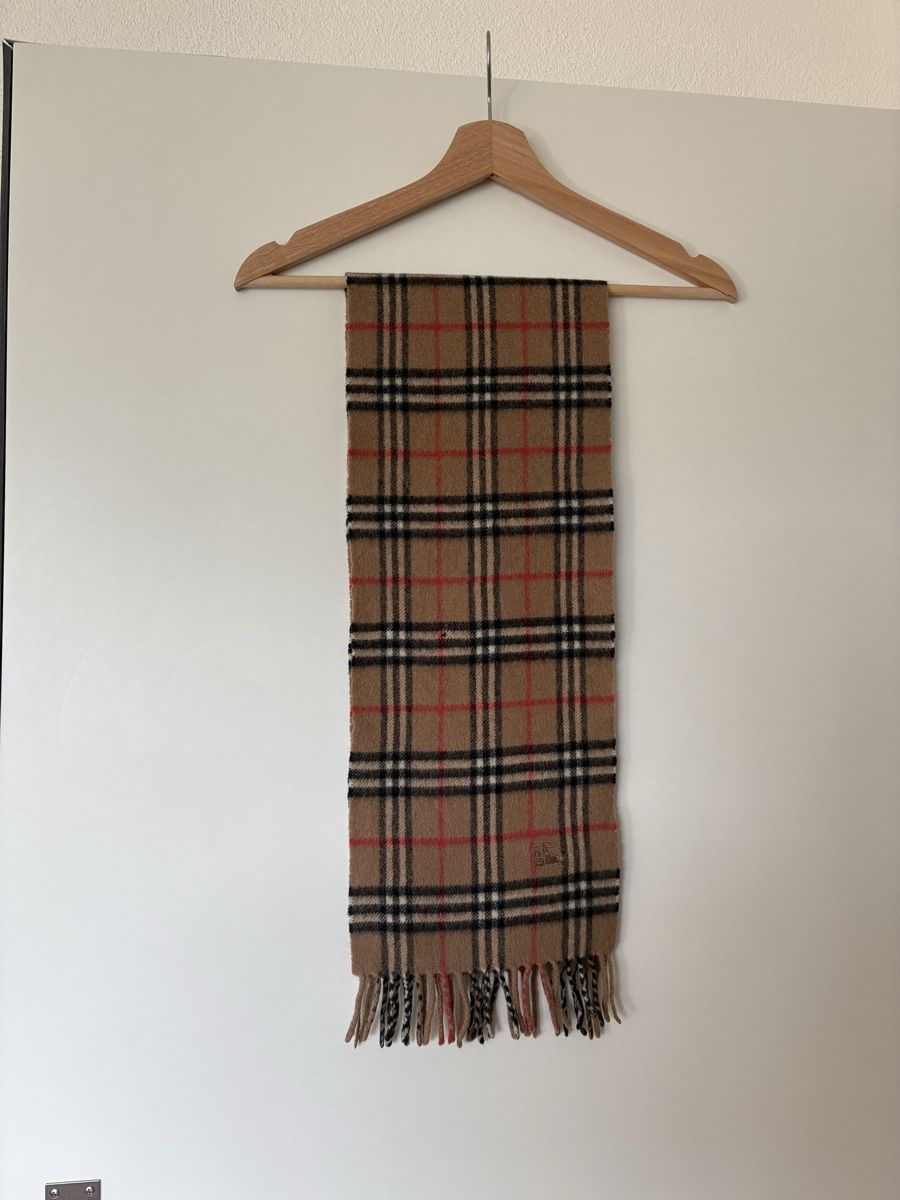 Burberry Foulard & Sciarpe: Burberry Schal – Usato da Rotkreuz venduto da Vintage_lover1 1
