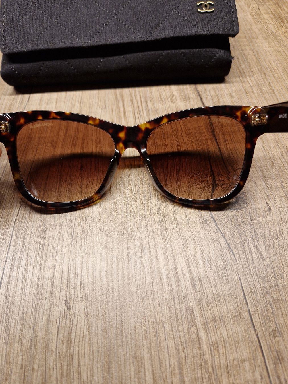 Chanel Lunettes & Verres: Chanel Sonnenbrille – D'occasion à Schwarzenberg LU par dar_5kyd 1