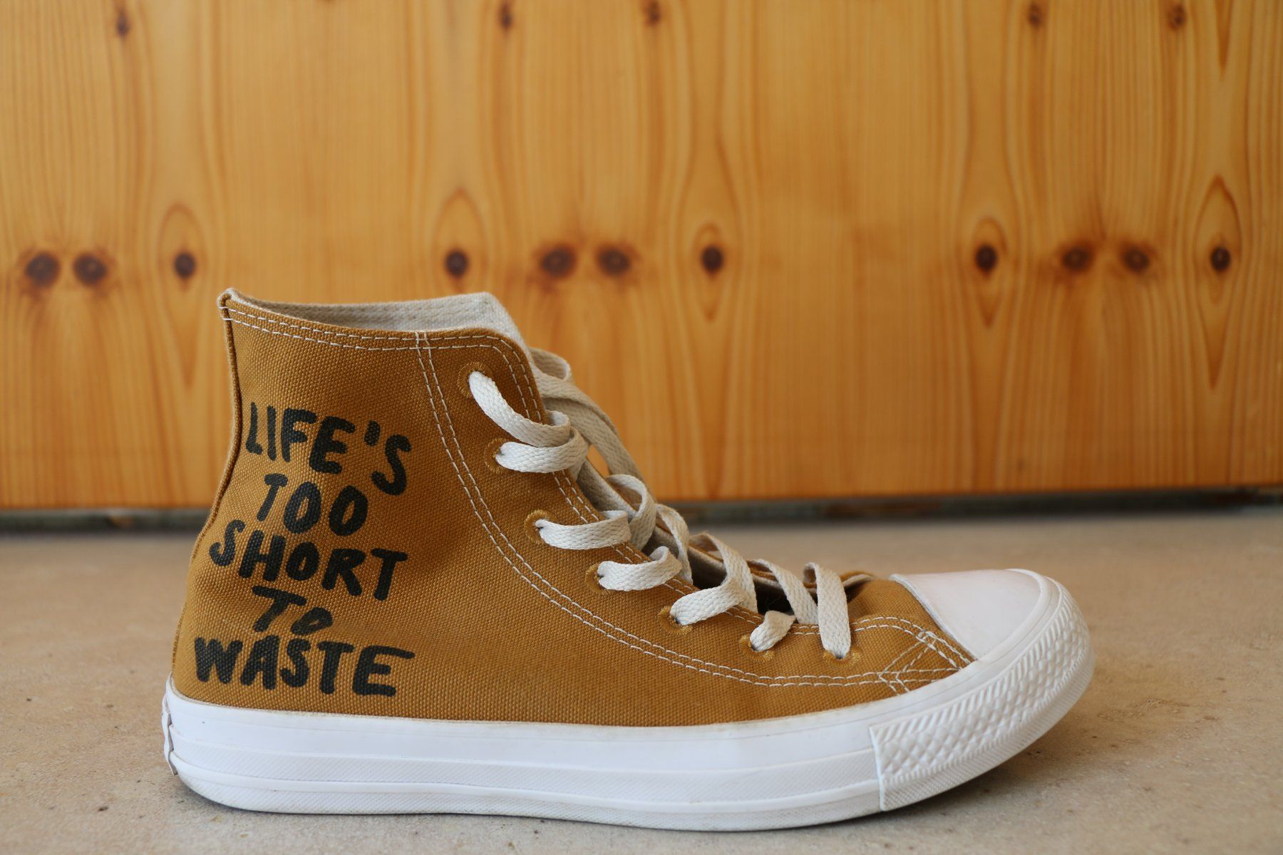 Converse Scarpe da donna: Converse Chuck Taylor in beige, Grösse 39 – Usato da Egliswil venduto da moi_g2b8 2