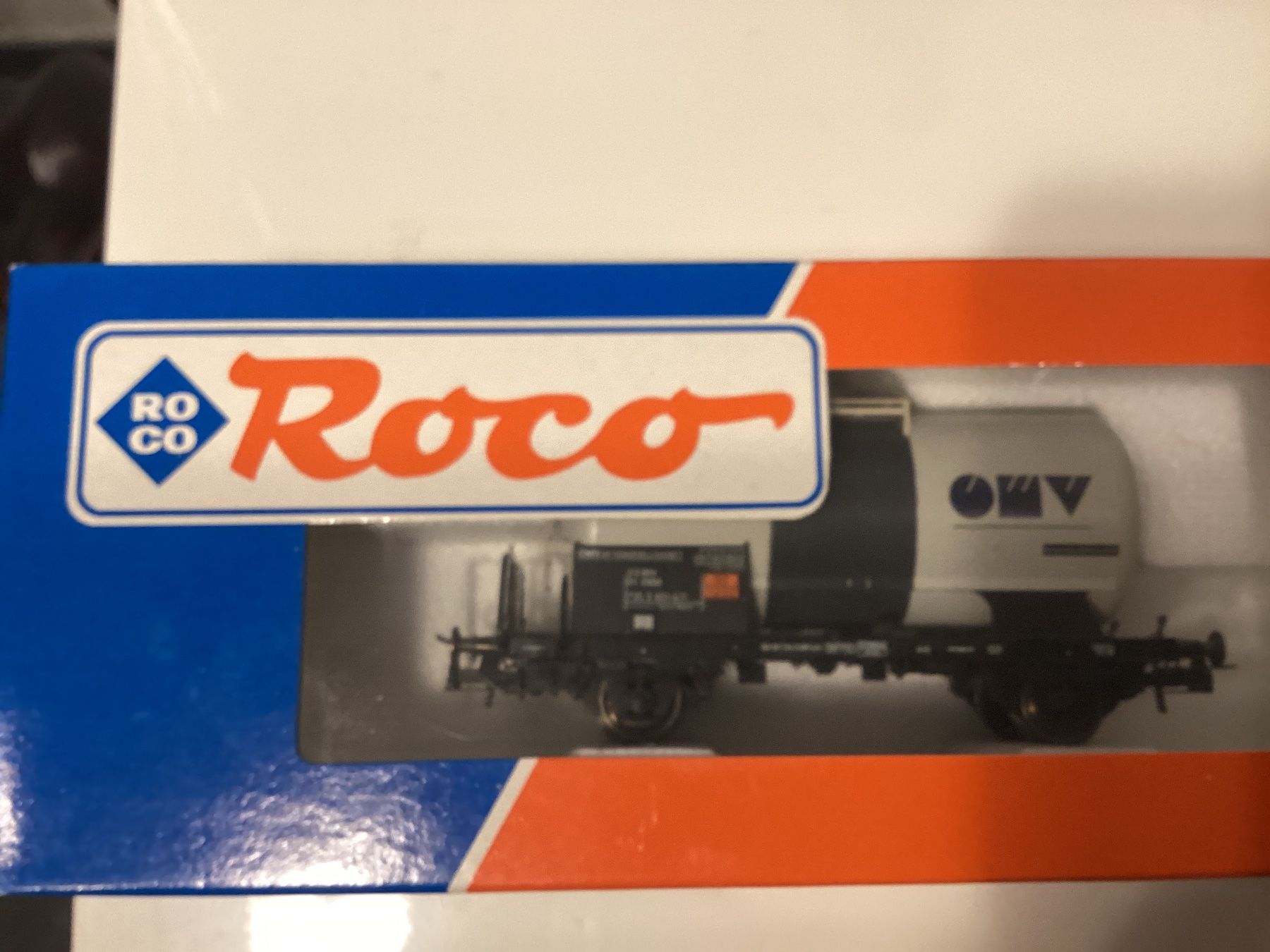 Roco Modellini di ferrovie: Roco 46675 ÖBB Z OMV – Usato da Rudolfstetten venduto da Gwyneth2 1