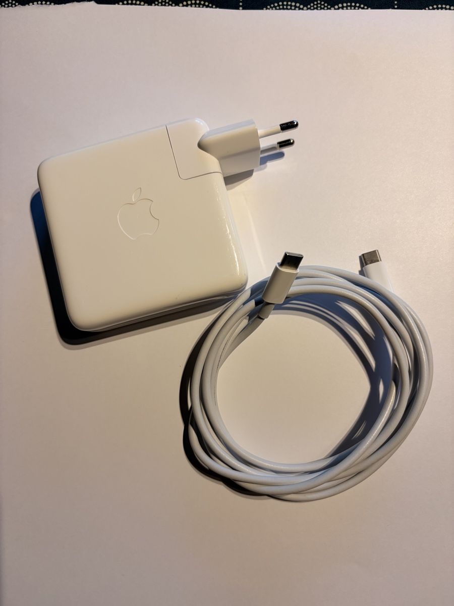 Apple Ladegerät: Apple 87W USB-C Power Adapter + Cable - Excellent Deal! – Gebraucht aus Lützelflüh-Goldbach von Blink840